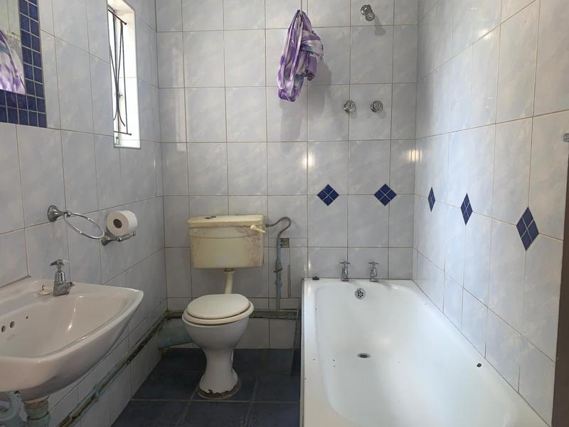 4 Bedroom Property for Sale in Westridge Western Cape